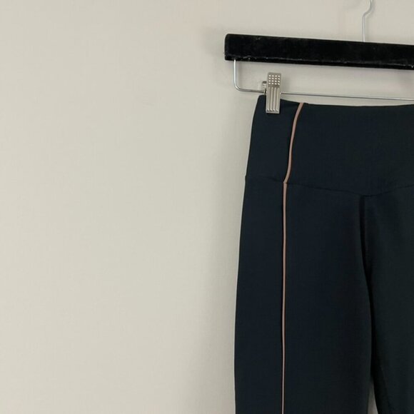 Abercrombie & Fitch YPB Sculptlux Curve Love 7/8 Leggings Size XS - Picture 5 of 7